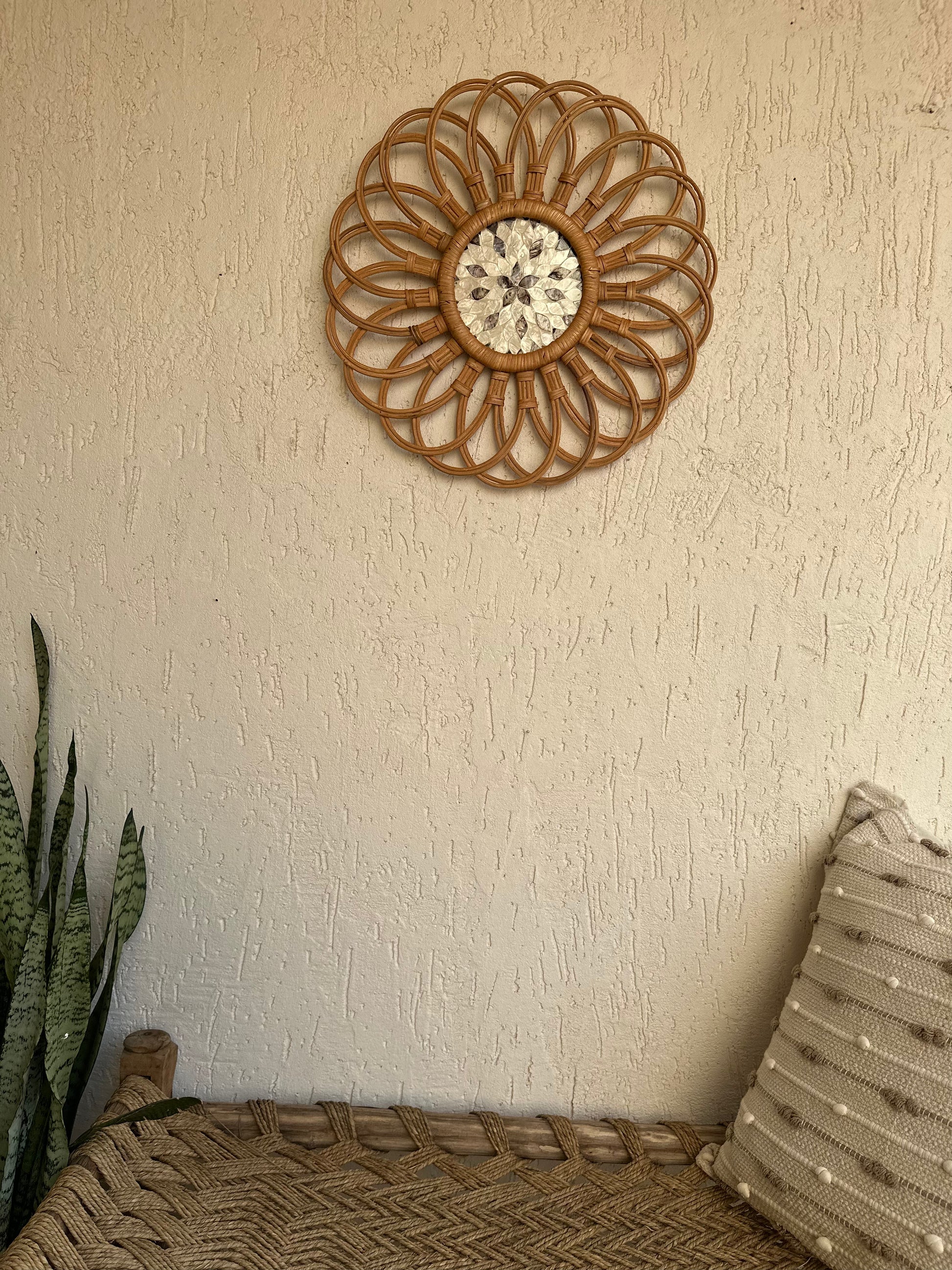 Floral Designer Rattan Wall Decor With Mother of Pearls - TESU
