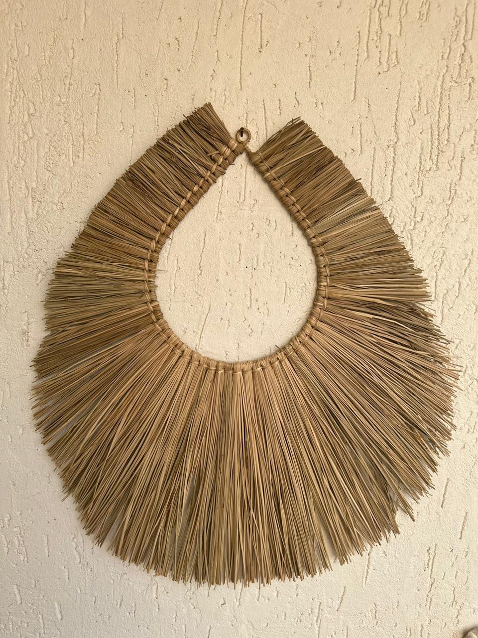Enhance your Dream Home with our curated selection of premium Home Décor items. Dress up your boring white wall with our unique Sea Grass Hanging wall art. A perfect tint of design , this sea grass wall decor will make your walls alive and gives a rustic and bohemian touch to the ambience. tesu