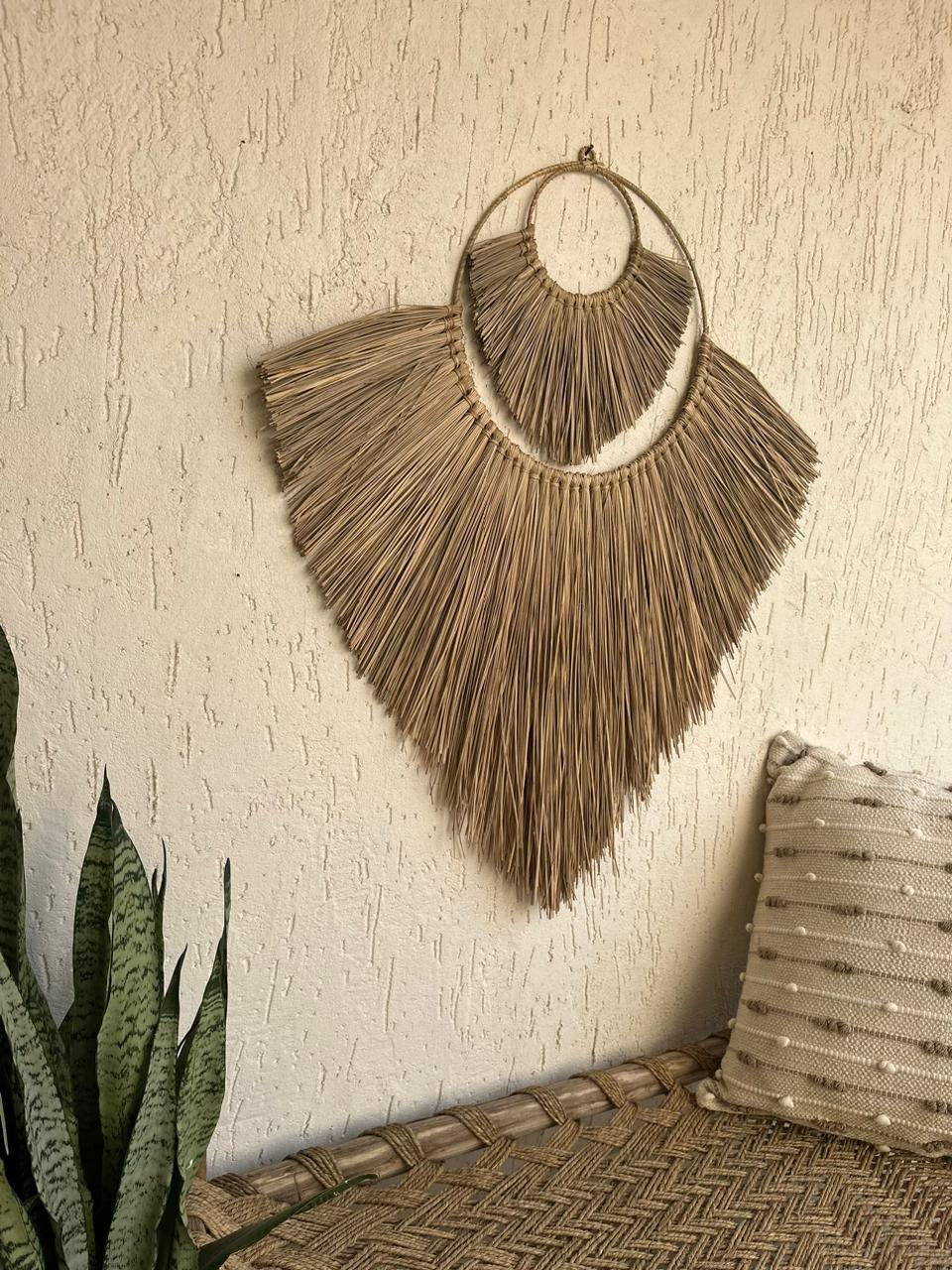 Enhance your Dream Home with our curated selection of premium wall and Home Décor items. Dress up your boring white wall with our unique Sea Grass Hanging wall art. A perfect tint of design , this sea grass wall decor will make your walls alive and gives a rustic and bohemian touch to the ambience . tesu
