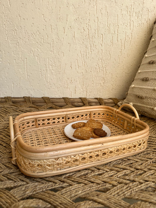 Designer Rattan Cut Work Tray With Handle - TESU
