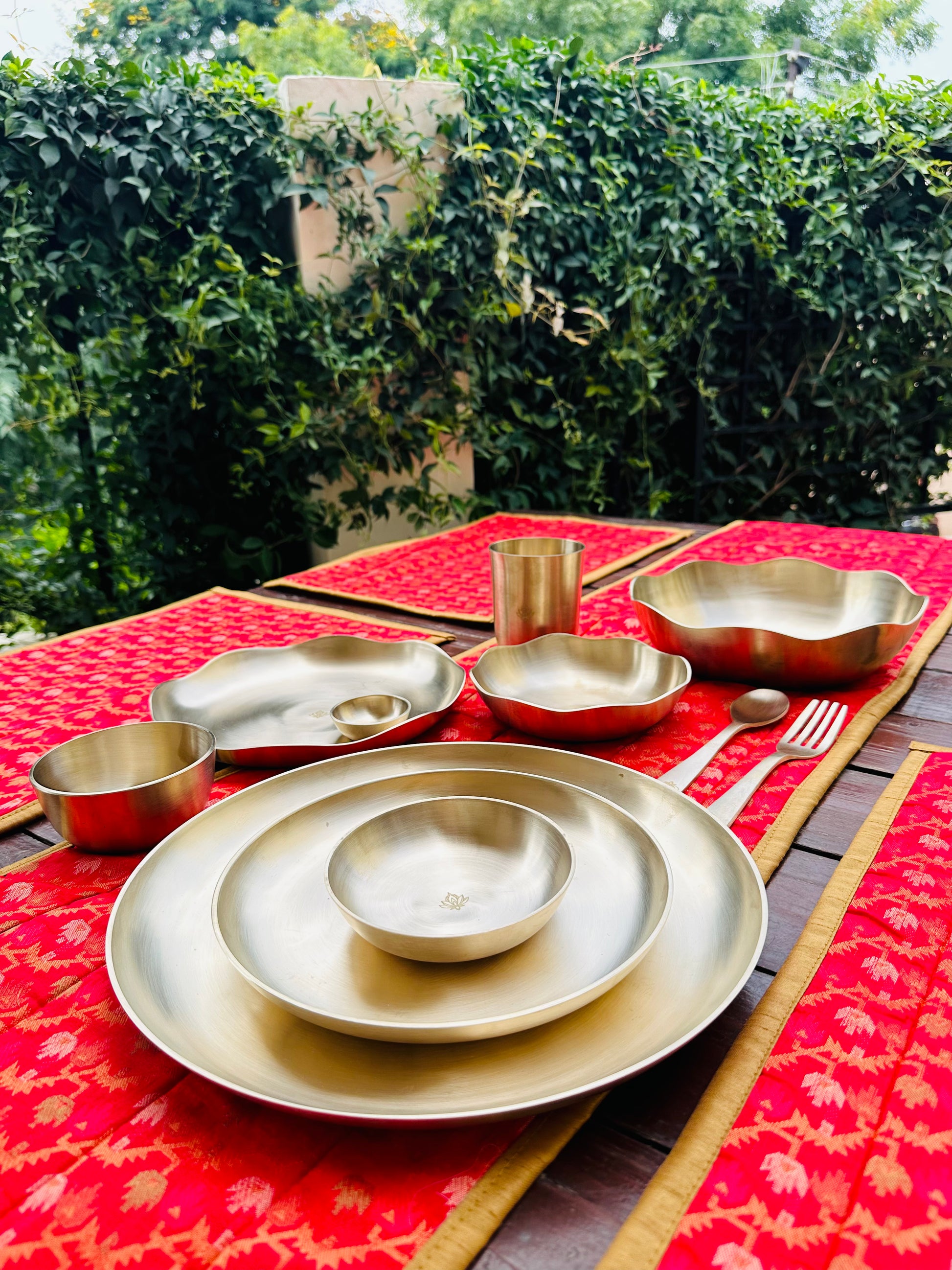 Exotic Kansa Dinnerware -58 Pieces - TESU