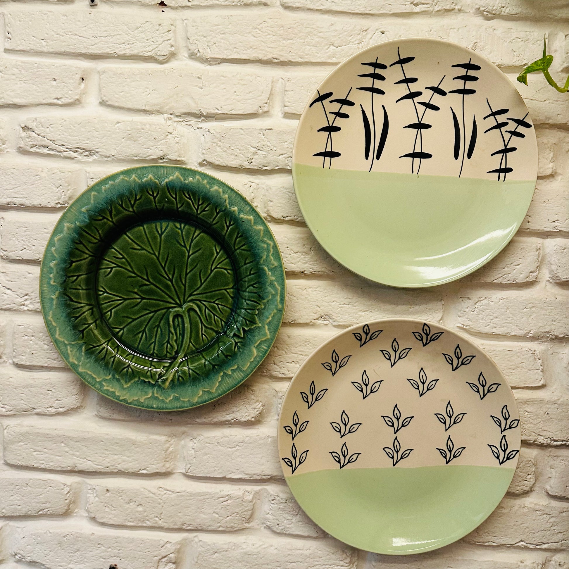 Olive Hand Painted Wall Plates Set of 3 - TESU