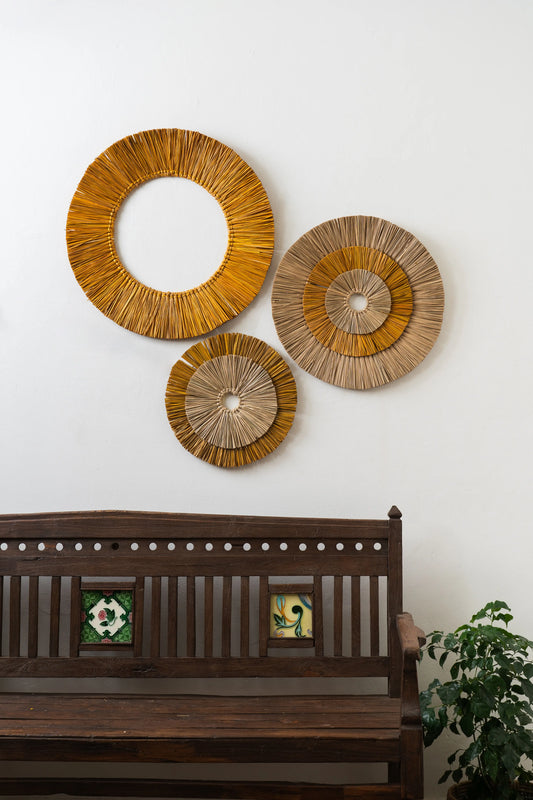 Seagrass Wall Decor Set of 3 Round. Enhance your Dream Home with our curated selection of premium Home Décor items. Dress up your boring white wall with our unique Sea Grass wall art. A perfect mix of design in different sizes, this Sea Grass wall decor set will make your walls alive and gives a rustic and bohemian touch to the ambience. The art pieces are made on sturdy iron frame to provide strength and durable. tesu