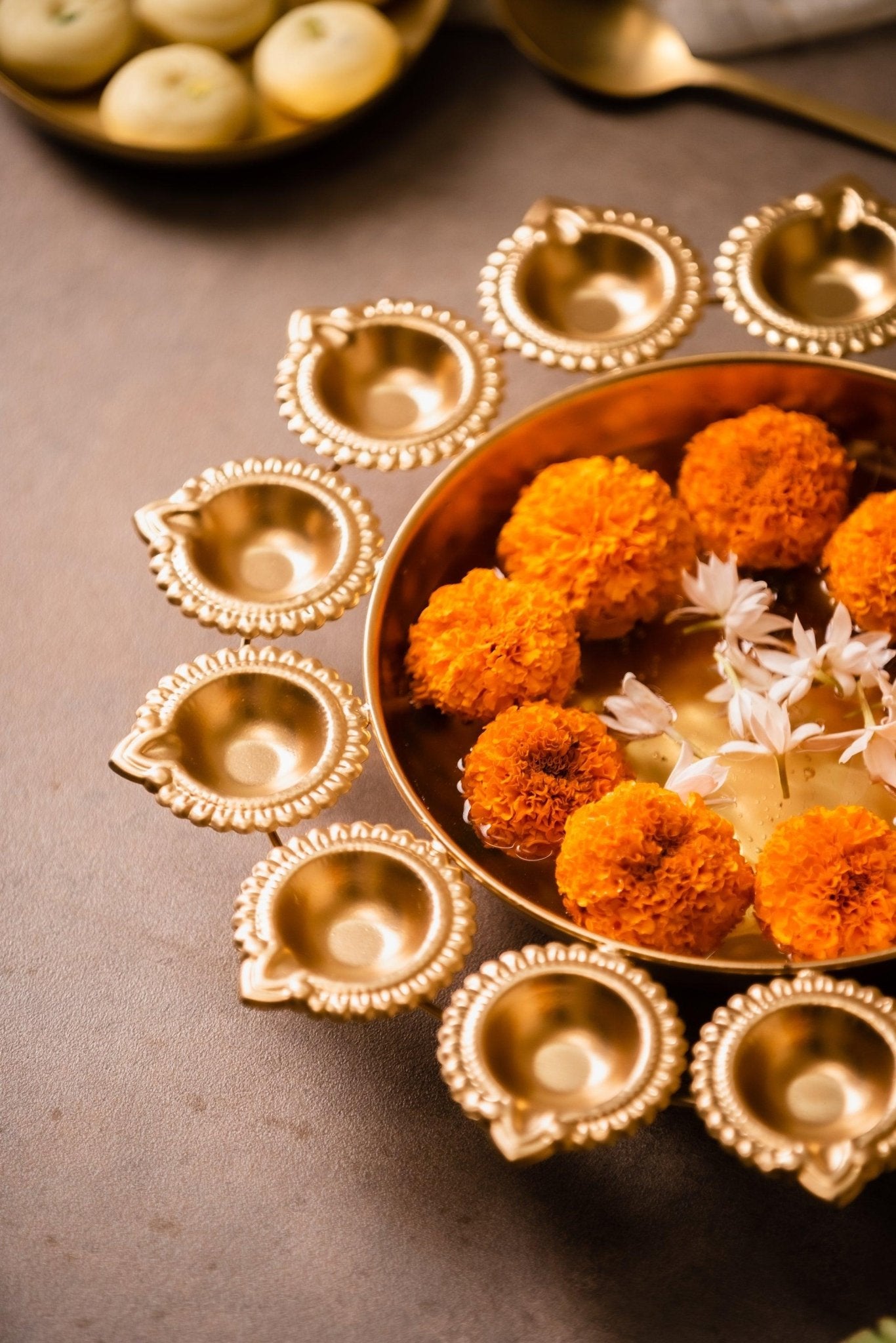 Decorative Diya Urli - TesuBrass Diya