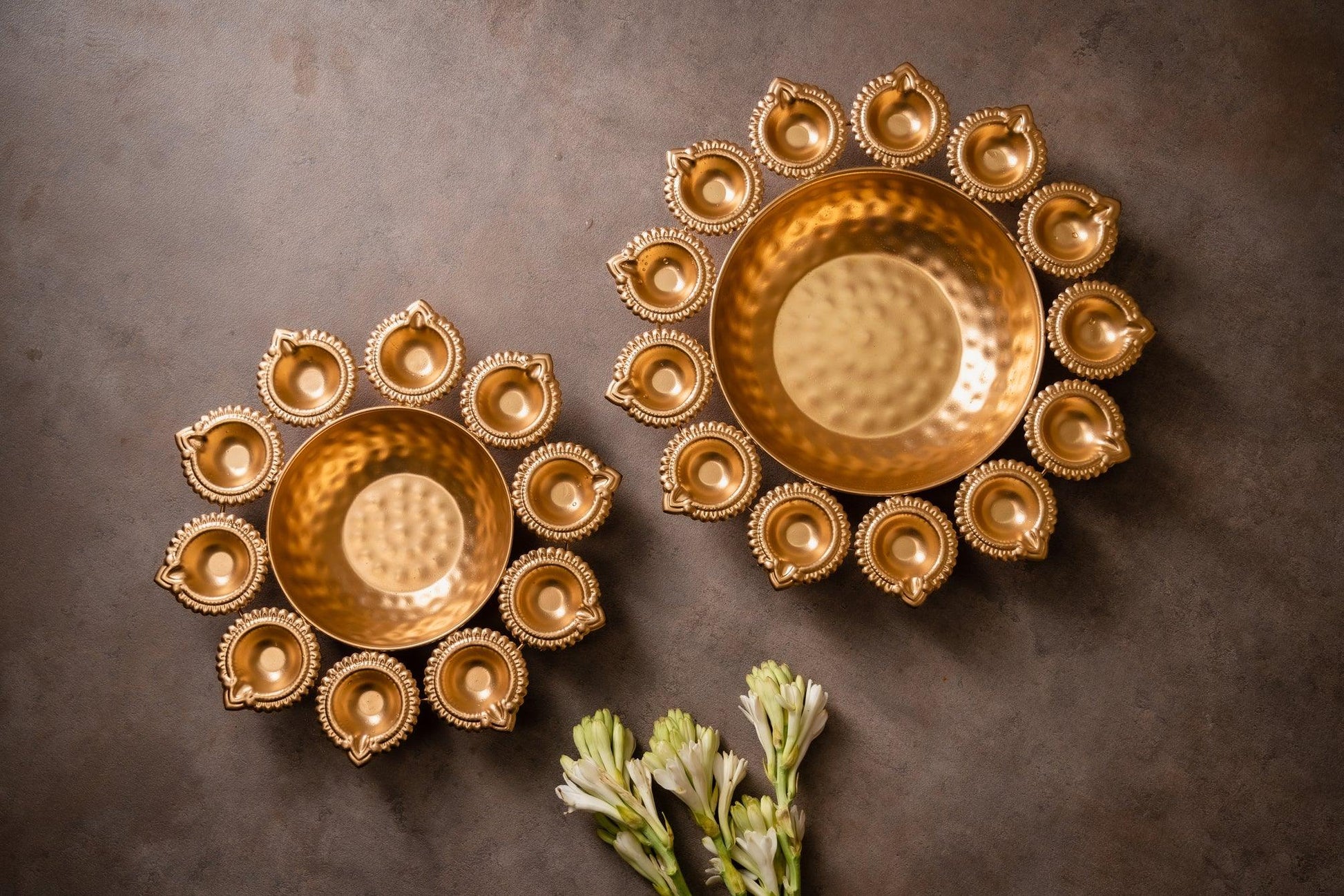 Decorative Diya Urli - TesuBrass Diya