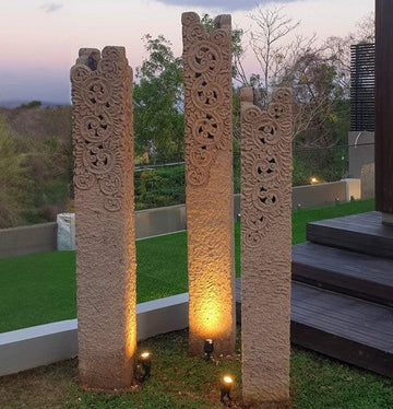 Floral Elegance Sandstone Column - TesuGarden Accessories