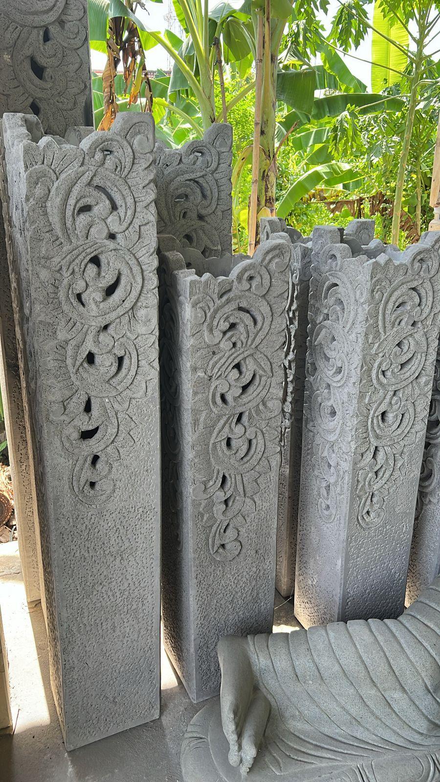 Floral Elegance Sandstone Column - TesuGarden Accessories