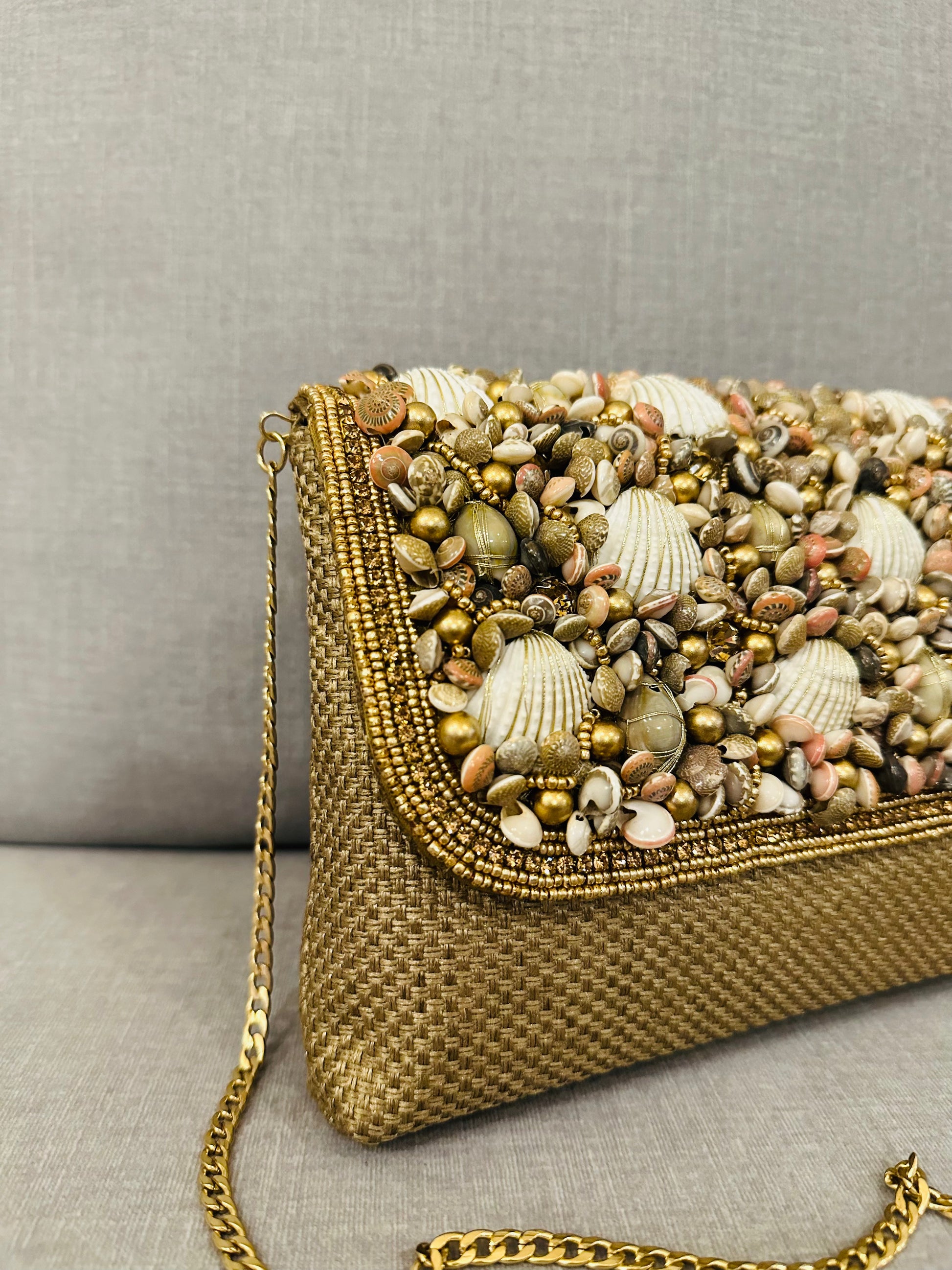 Zardozi and Jute Clutch with Shell - TESU