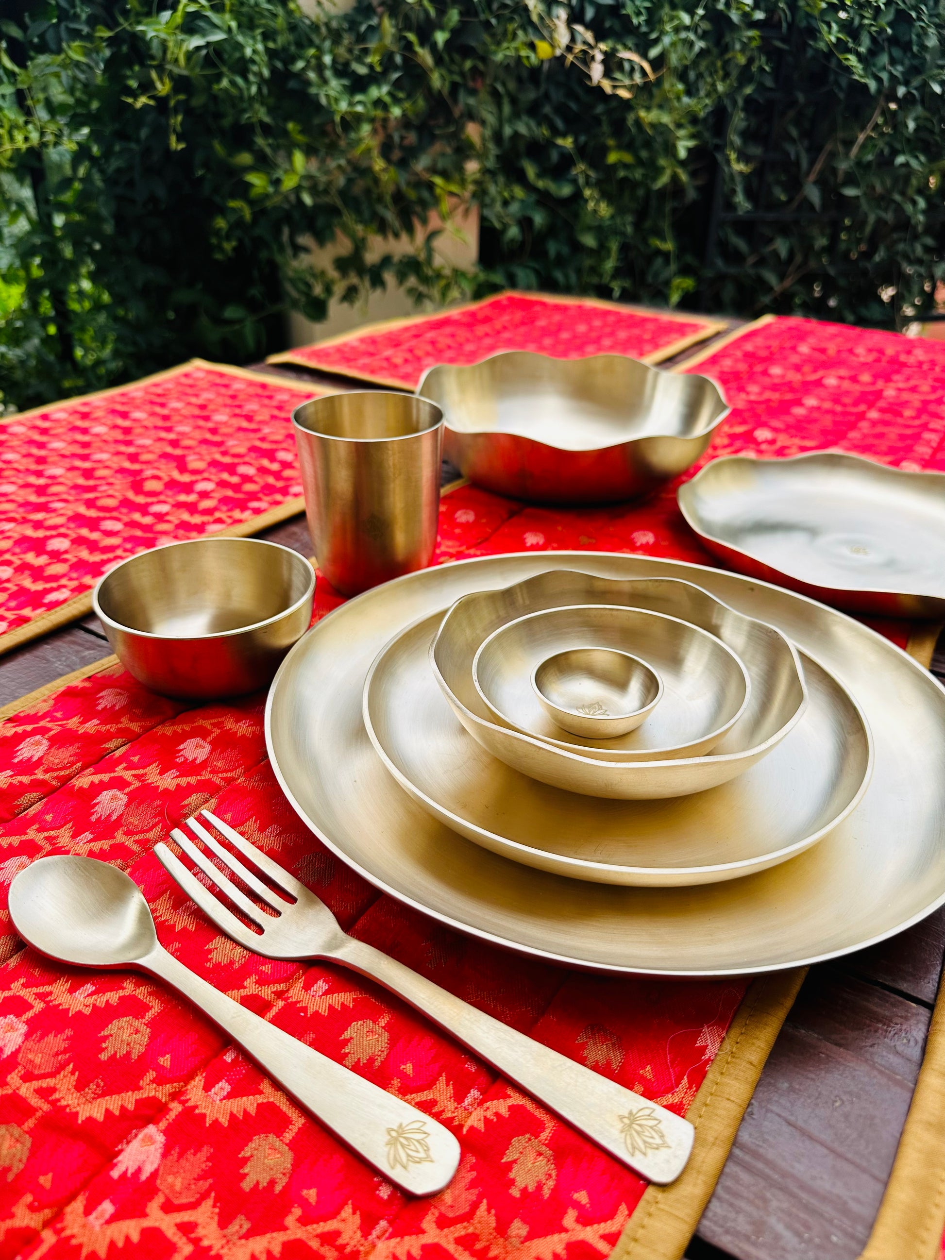 Exotic Kansa Dinnerware -58 Pieces - TESU