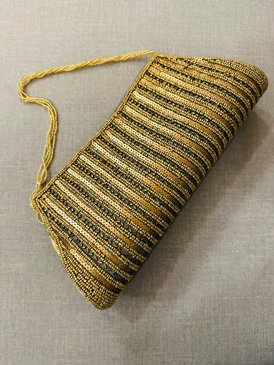 Zardozi Clutch With Beaded String - TESU