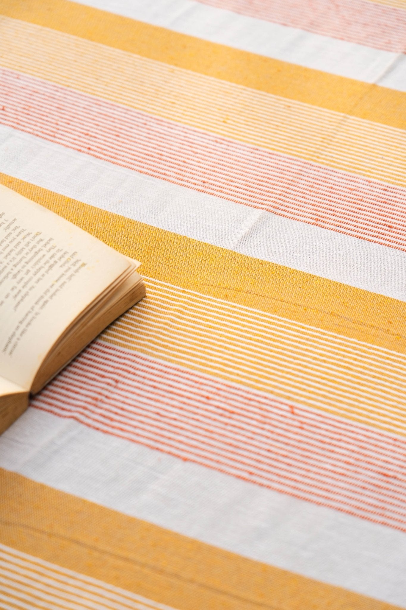 Sunset Stripes Cotton Bedspread With Pillow Covers - TesuBedspread