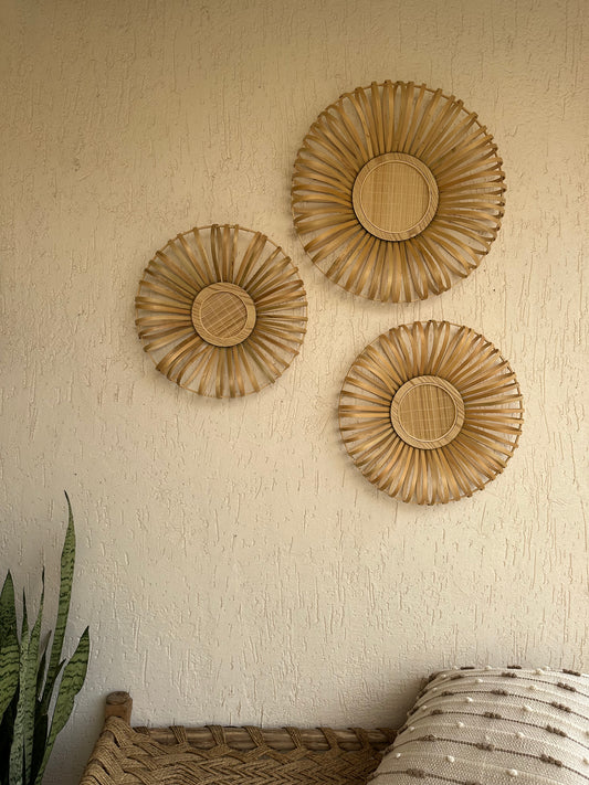 Enhance your Dream Home with our curated selection of premium Home Décor items. This bamboo wall decor which creates a geometric modern bohemian effect to any room  It is incredibly versatile and the beautiful design and finish truly lights up any room. This Boho wall decor is also very lightweight and easy to hang. tesu