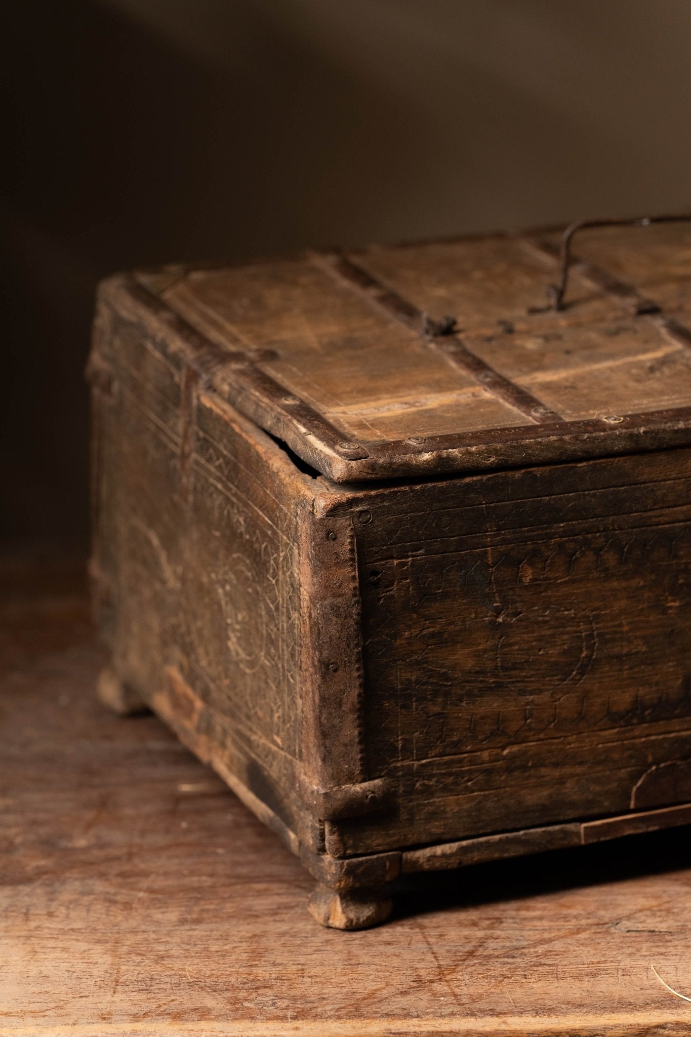 Timber lock Trunk - TesuCabinets & Storage