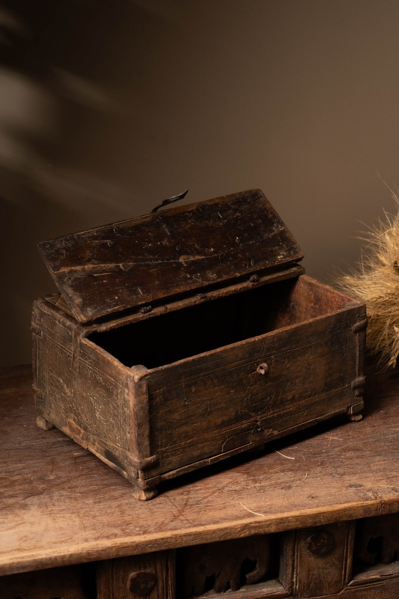 Timber lock Trunk - TesuCabinets & Storage