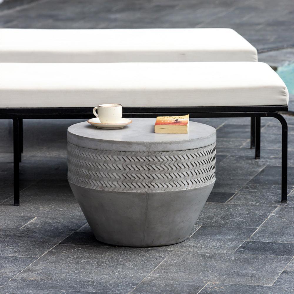 Urban Charm Concrete Side Table - TesuTable