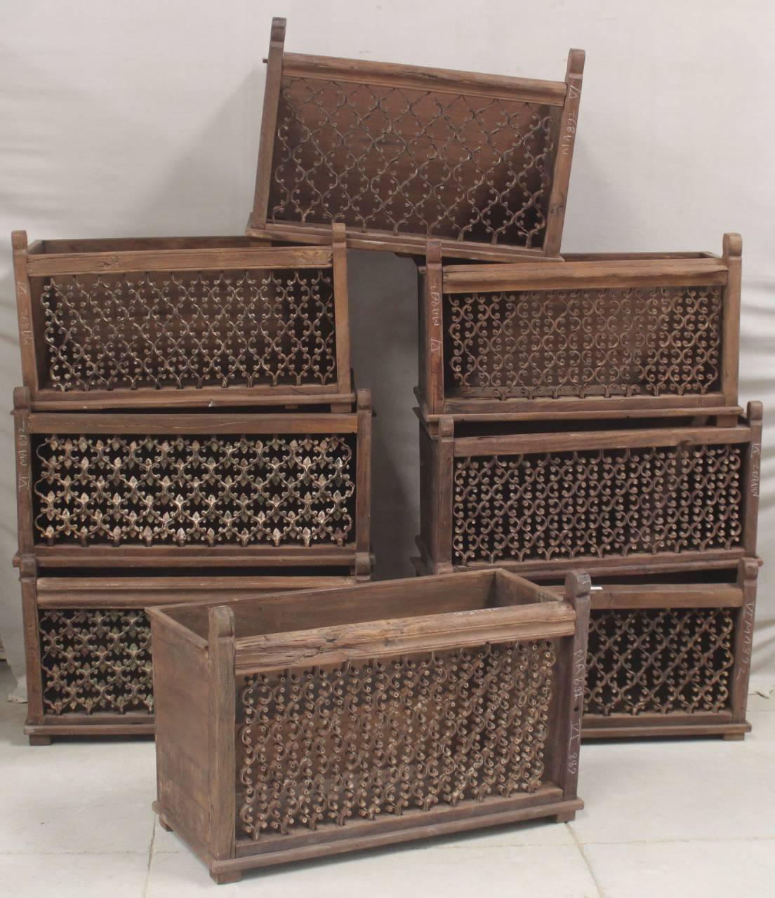 Wooden Iron Carved Jali Planter - TesuPlanter