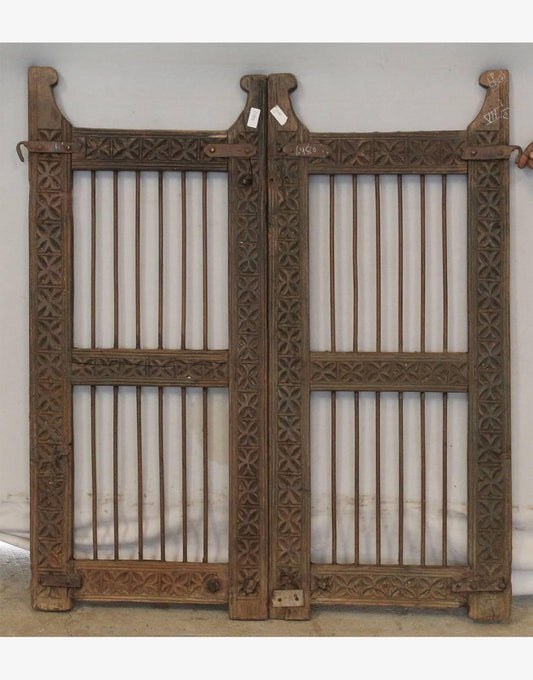 Wooden - Iron Dog Gate - TesuAntique Decor