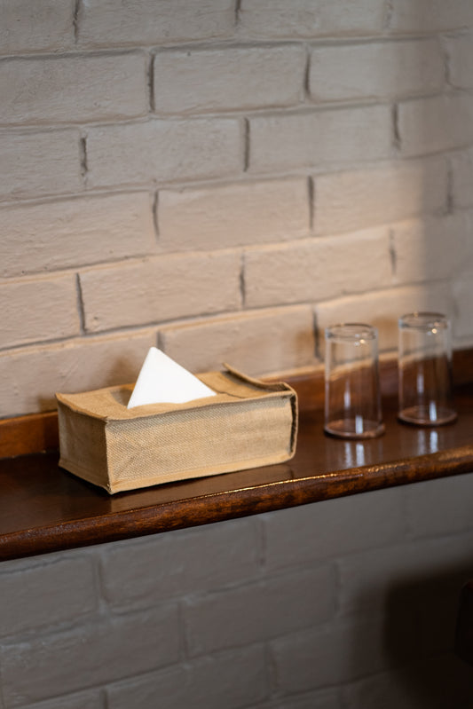 A stylish way to place your tissues, which are both handy and good-looking. A perfect accessory for your coffee table.