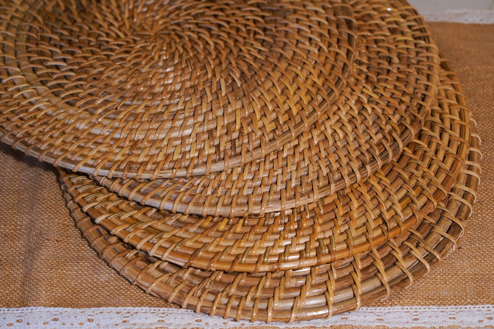  Artisanal tableware, Cane woven round placemats, Charm for dining experience, Dining table décor, Eco-friendly dining accessories, Handcrafted cane placemats, Hand-made dining placemats, Natural cane placemats, Round woven placemats, Sustainable cane products, tesu