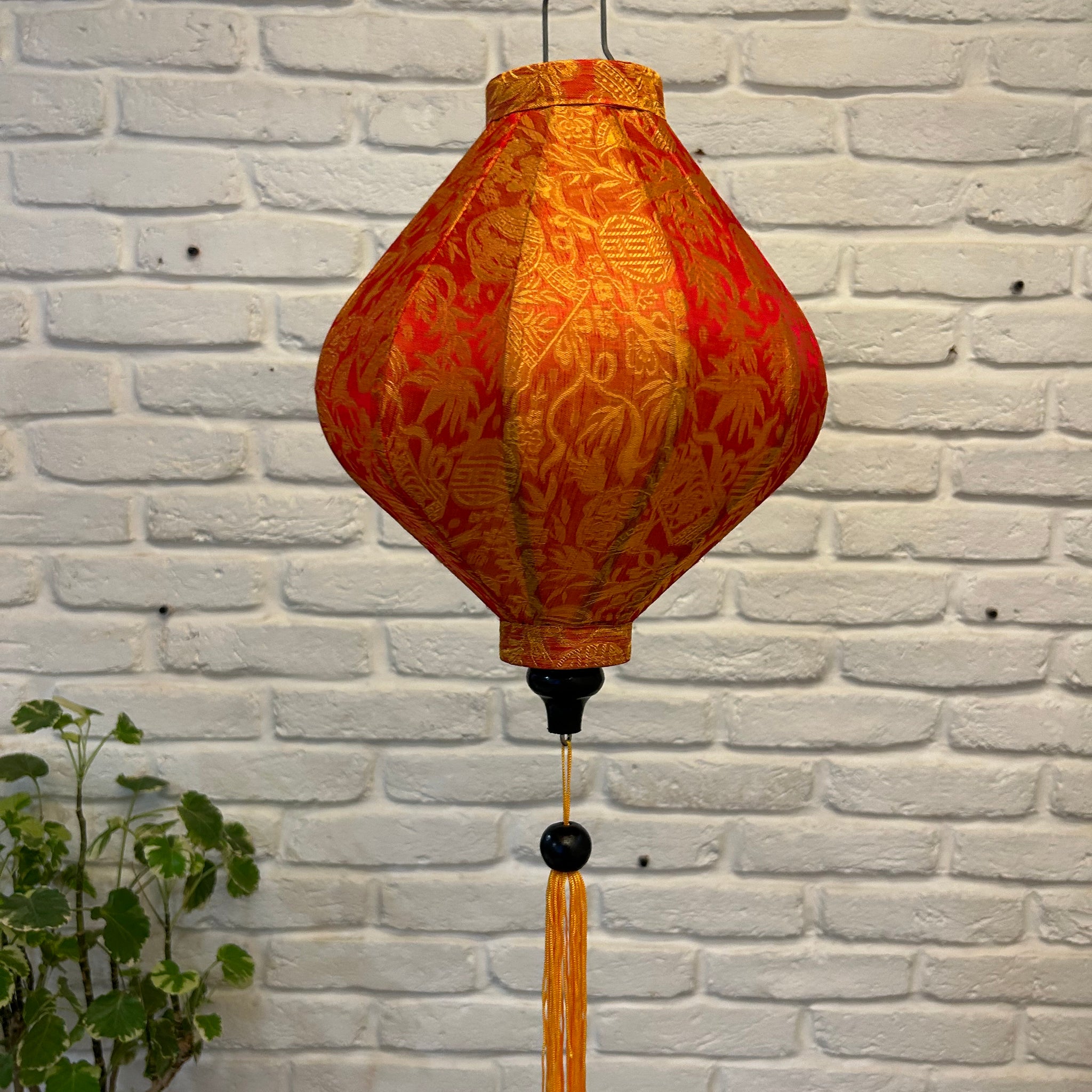 Buy Best Lampshade for your Dream Home & Garden  Asian-inspired décor, Authentic Vietnamese artwork, Bamboo frame lanterns, Celebration dinner décor, Culture-infused textures, Deep green and red lanterns, Drop-shaped lanterns, Folding technique lanterns,	 Hand-painted lanterns, Home decor lanterns, Premium silk lanterns, Restaurant décor, Silk lantern décor, Vietnamese silk lanterns, Wedding lanterns, TESU