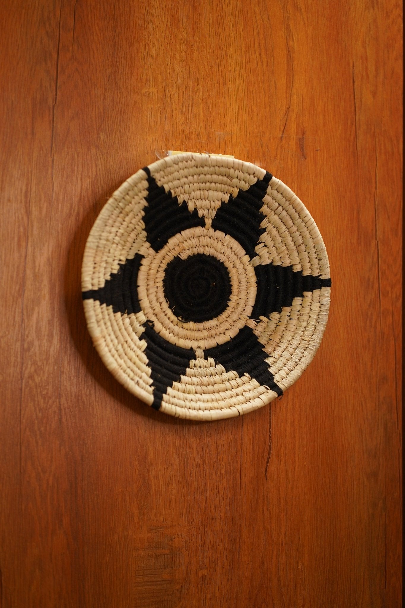 Artisanal Palm Leaf Woven Plates - TesuWall Decor