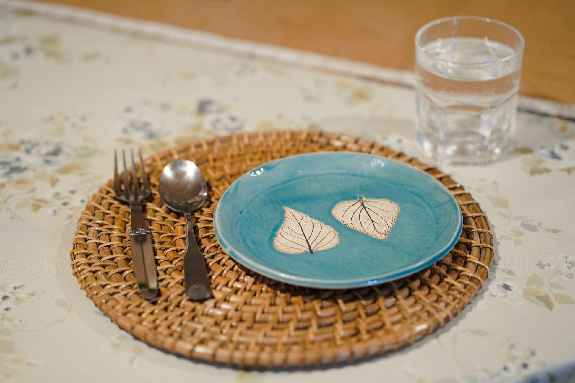 Cane Woven Round Placemats - ( Set of 2 ) - TesuHome & Kitchen