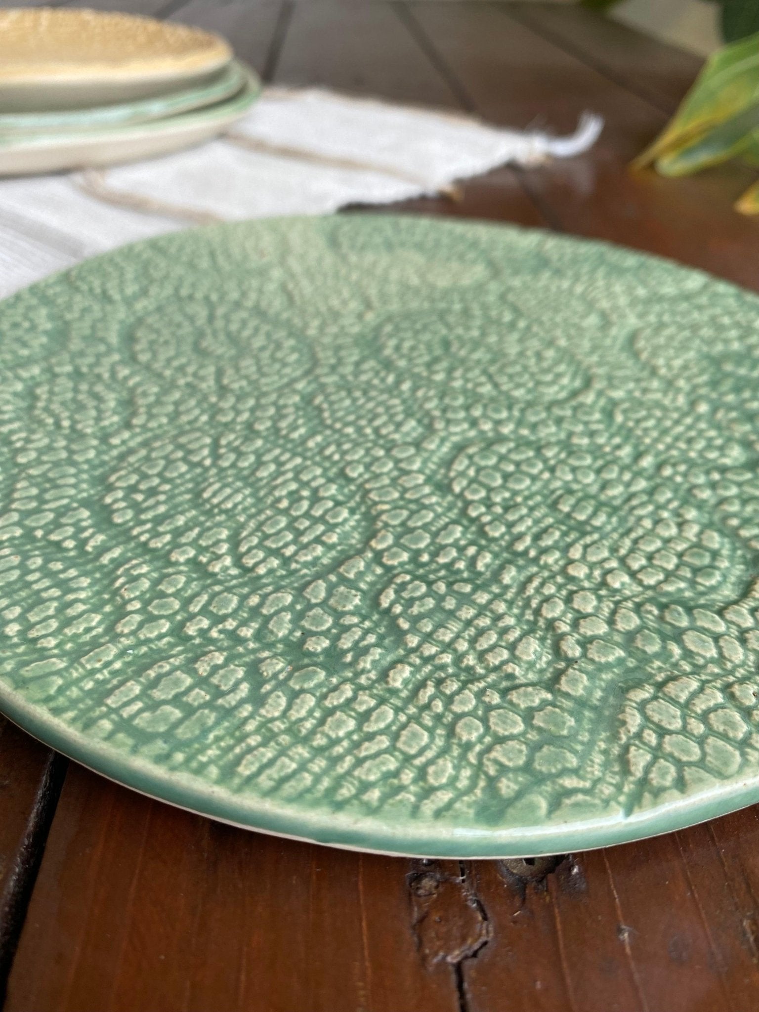 Green Lace Ceramic Cookie Plate - TesuServeware