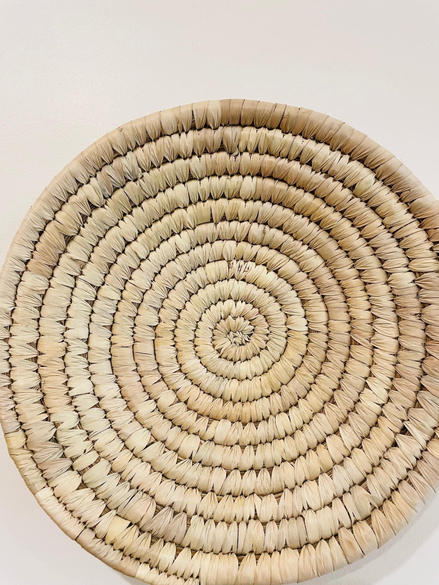 Palm Leaf Woven Plates - Natural Set of 3 - TesuWall Decor