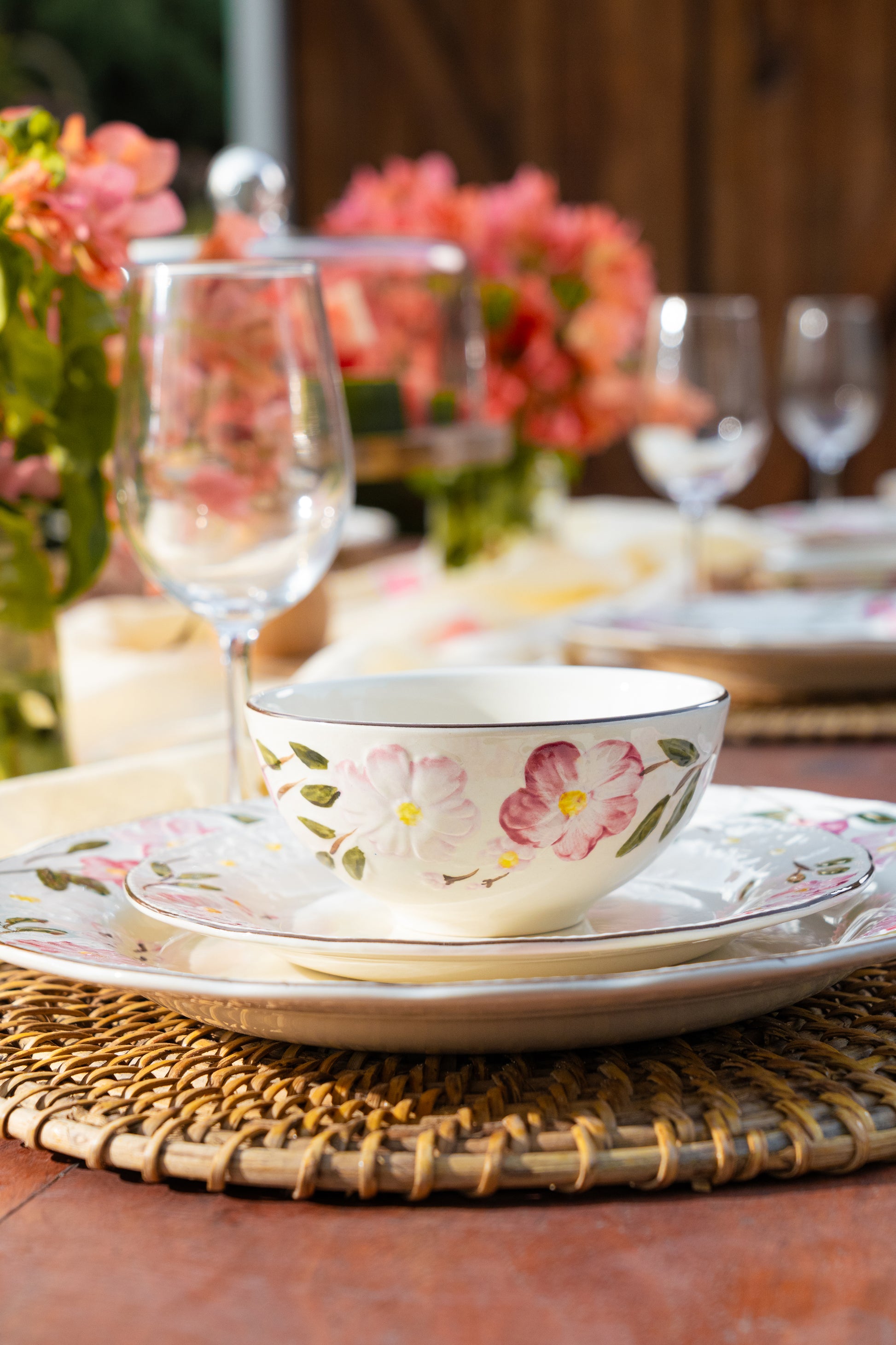 Off-white dinner set Pink flower dinnerware High-quality ceramic set Durability and polished look Nature-inspired elegance Dining experience enhancement Floral pattern tableware Stylish dining set Elegant table setting Special meal presentation, TESU