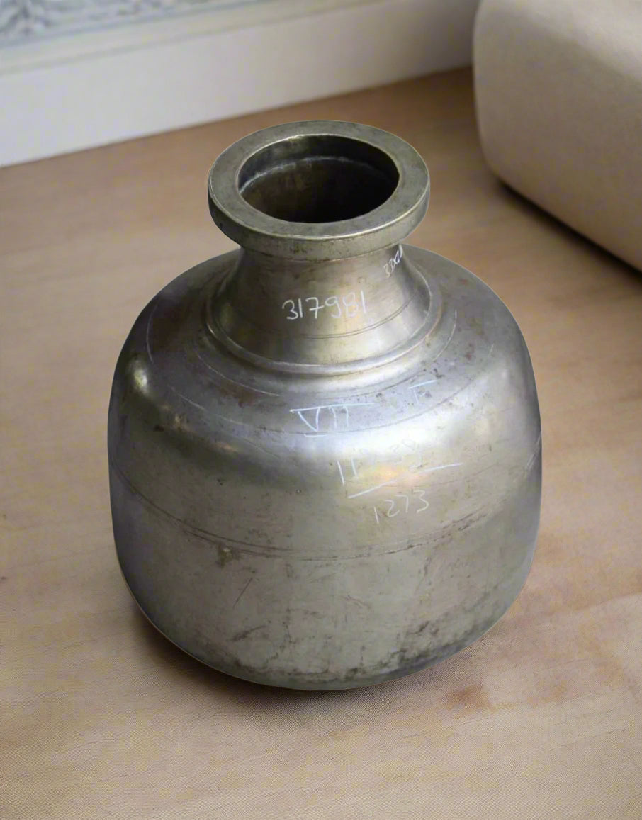 Antique Brass Pot - TESU
