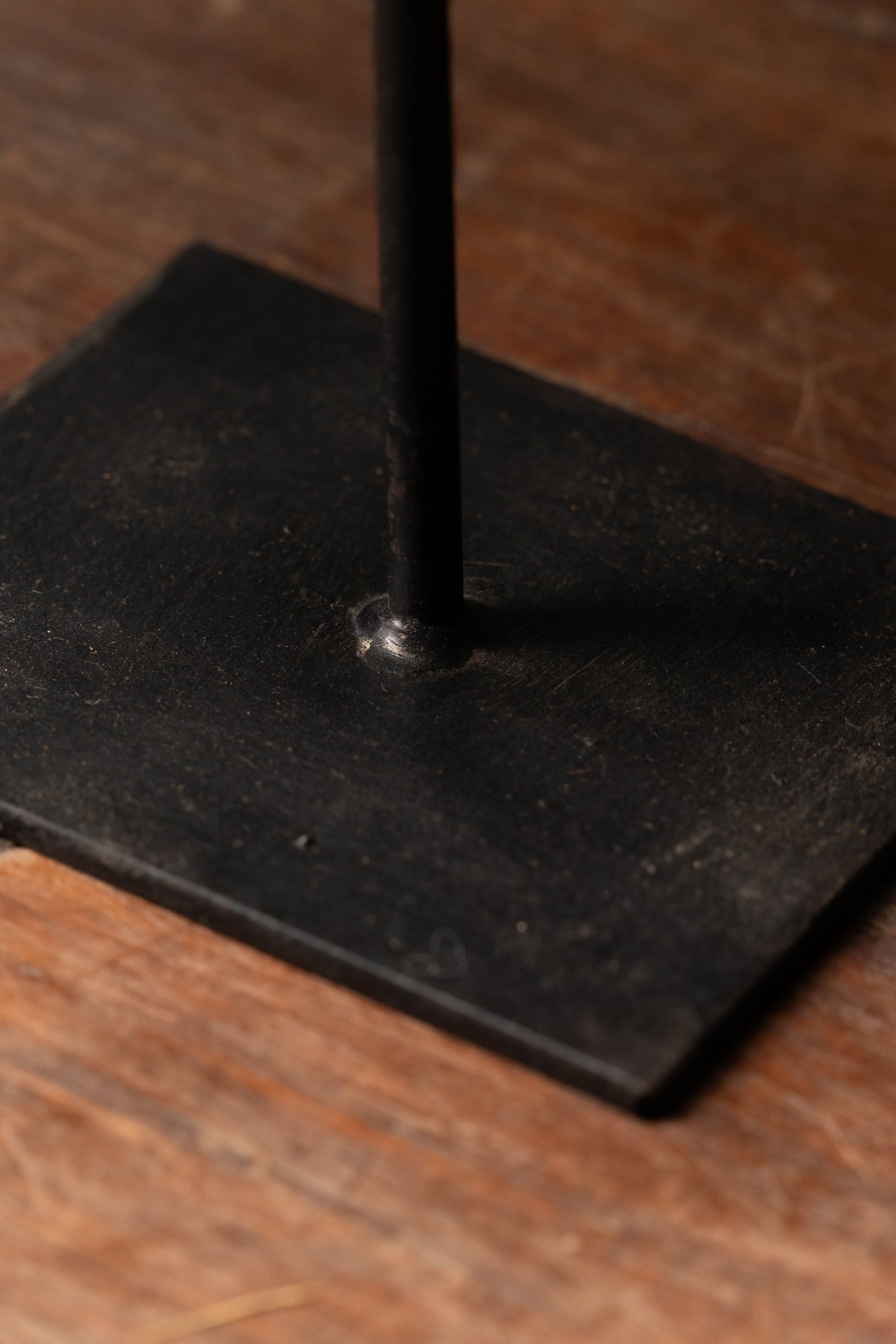 the Antique Brown Clay Pot with Iron Stand effortlessly enhances any environment with its understated sophistication. 