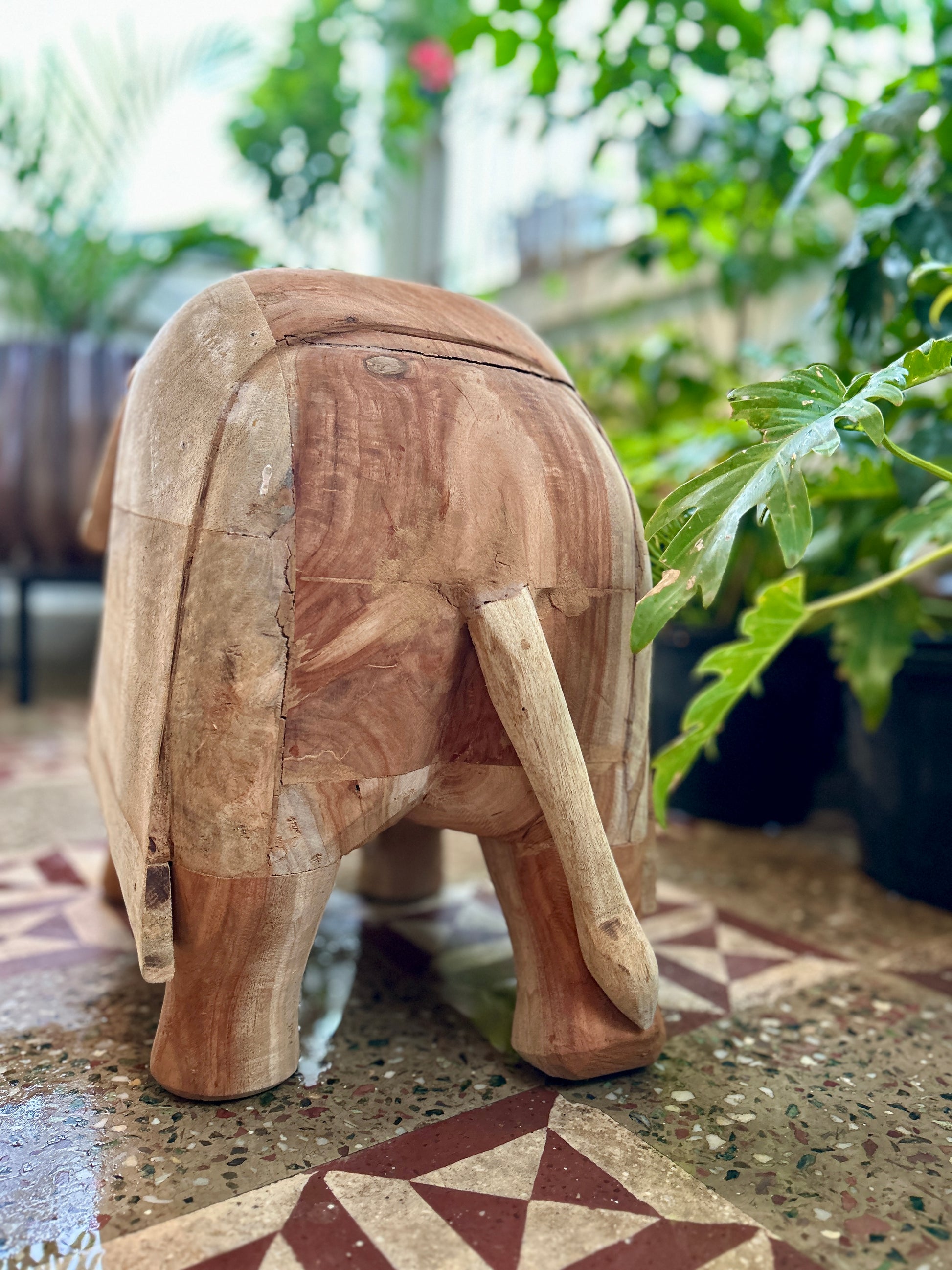 Antique Wooden Elephant Sophisticated home decor Exclusive home decor Intricate design decor Exquisite craftsmanship Beautiful home accents Tasteful living space decor Elegant interior piece Timeless home decor Decorative wooden elephant Unique home decorations, tesu 