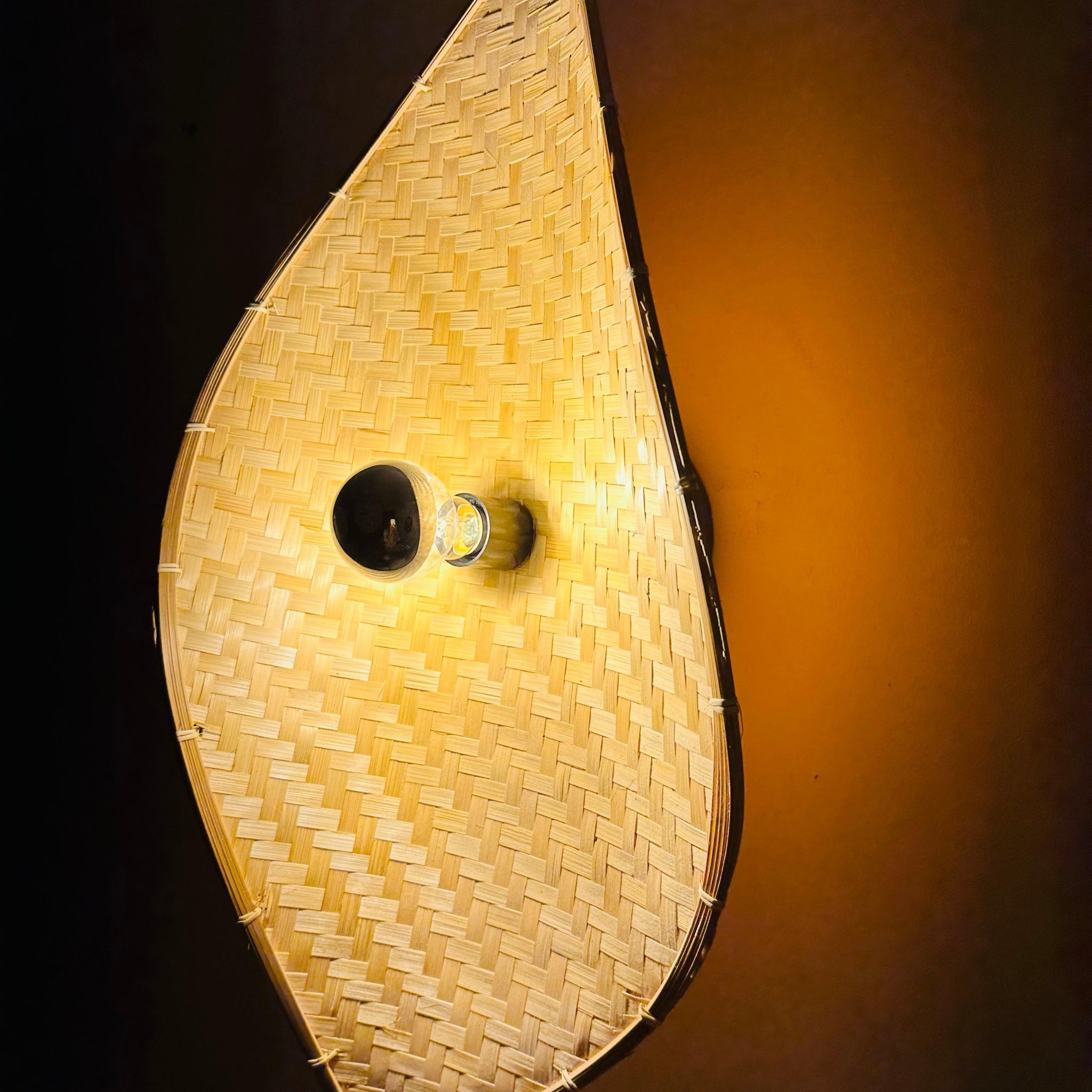 Bamboo Curve Wall Light - TESU