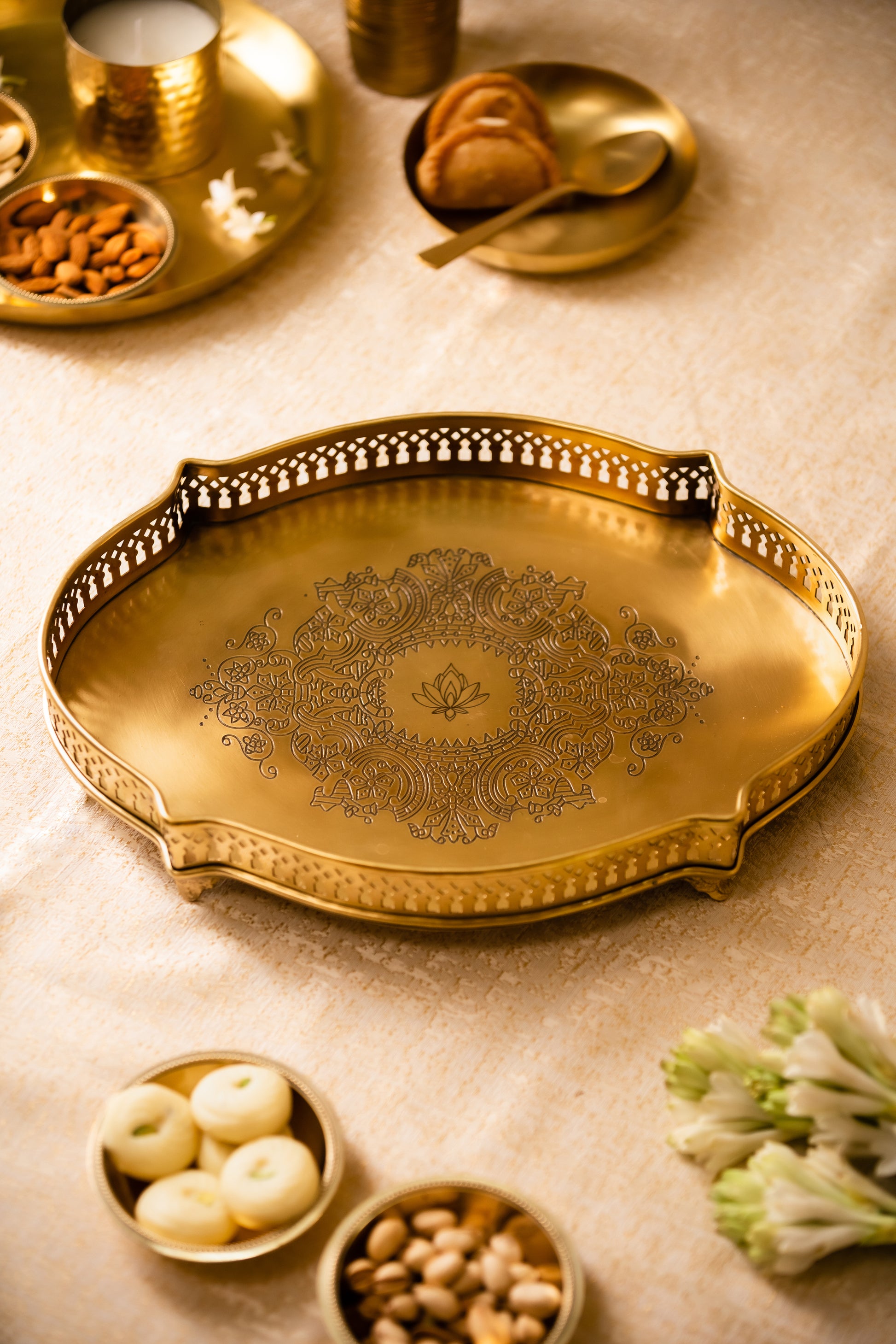 Brass Embossed Oval Platter - TESU