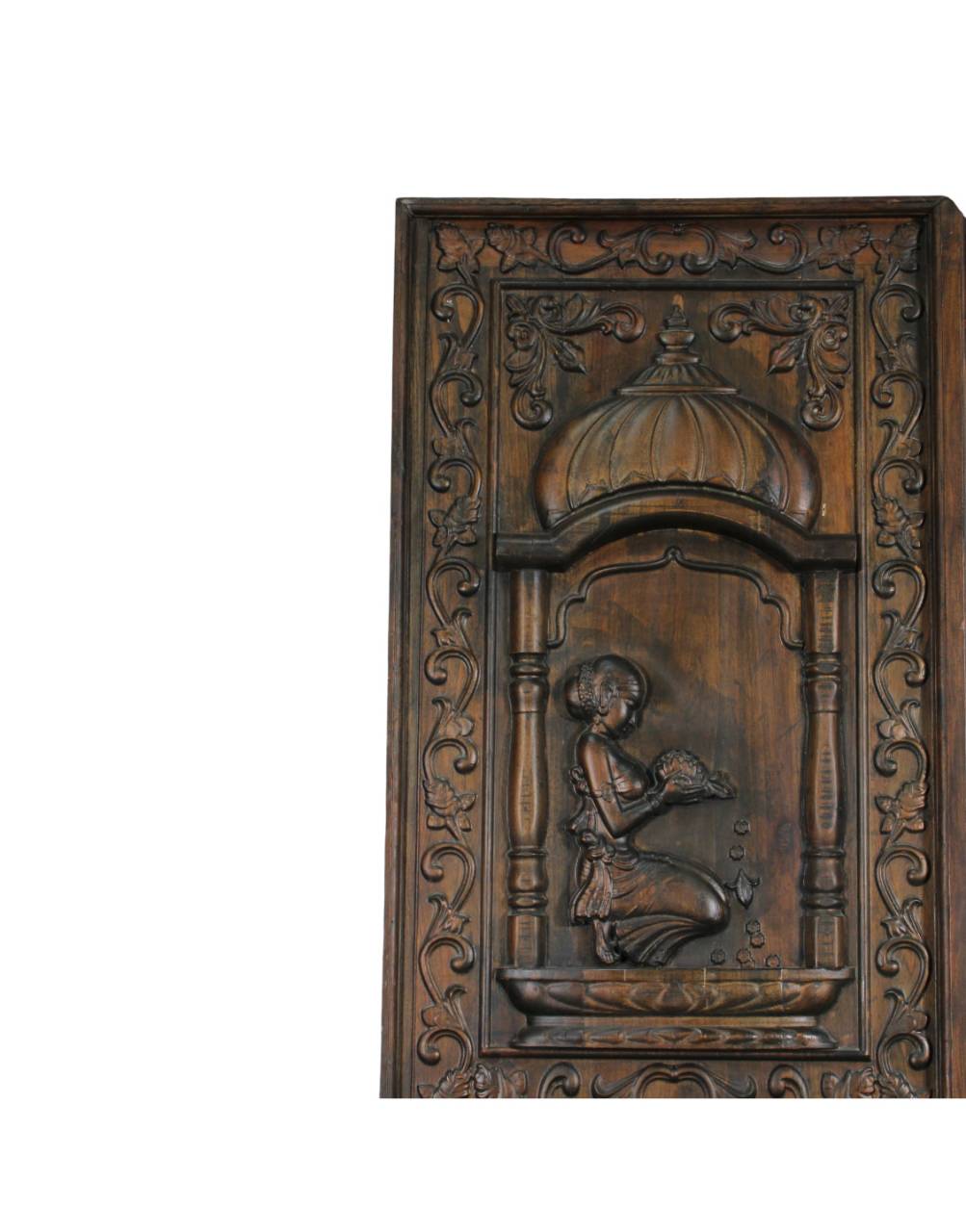 Echoing the grandeur of ancient courts, this wooden panel features noble elephants and sacred symbols.
Crafted with care, it's a statement of soulful decor and cultural pride.