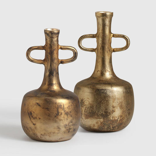 Bring the warmth of antiquity into your space with the Etruscan Echo Set, a striking duo of aluminum vases inspired by the refined forms of ancient Etruscan pottery. 