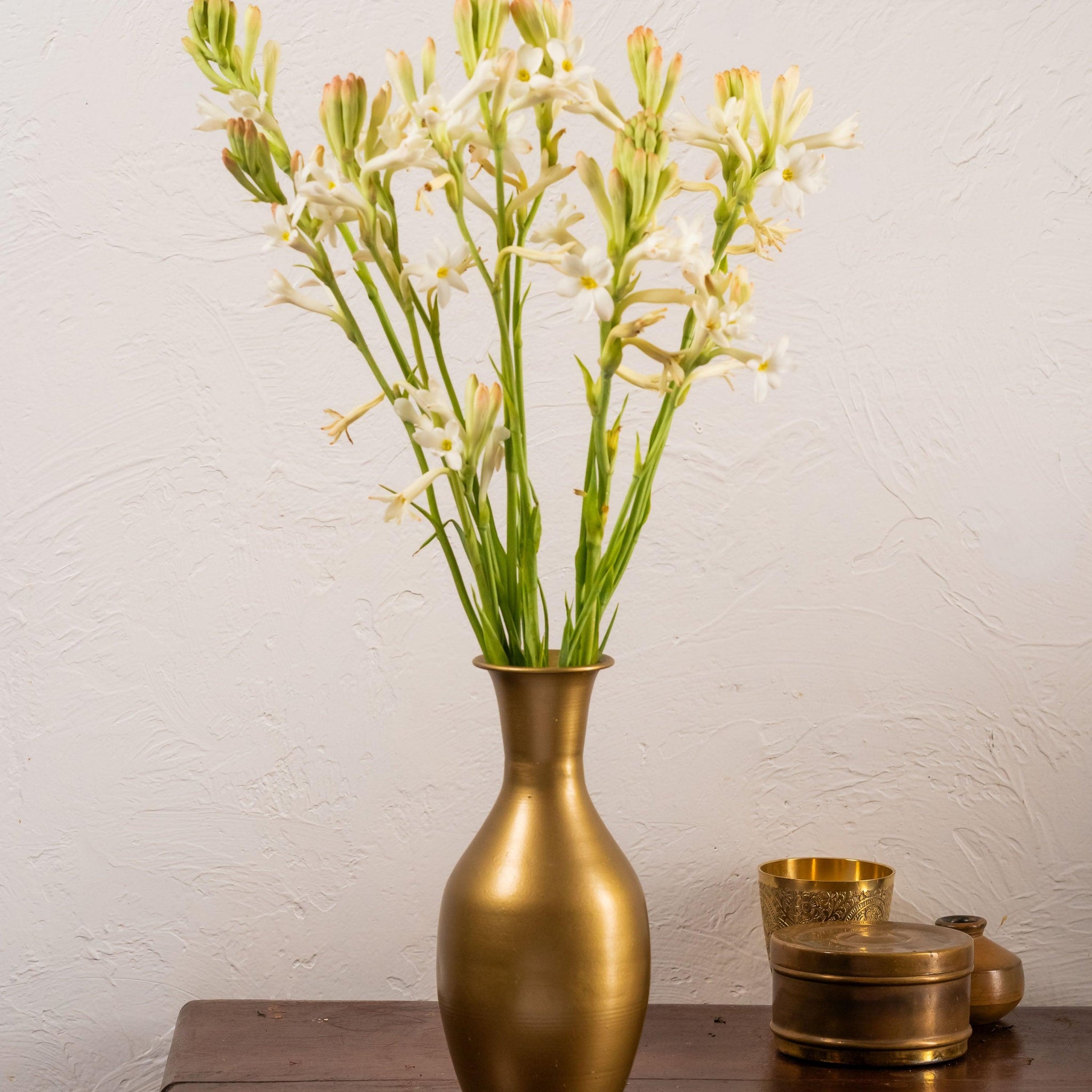 Golden Metal Flower Vase - TESU