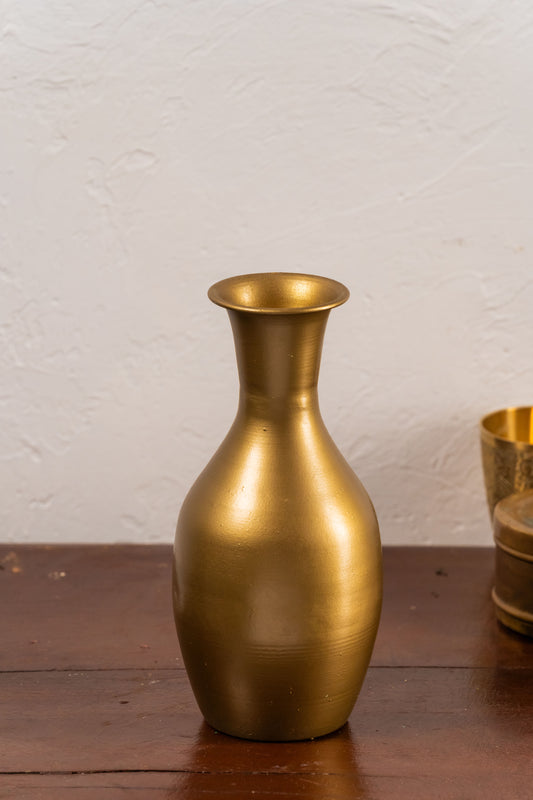 Golden Metal Flower Vase - TESU