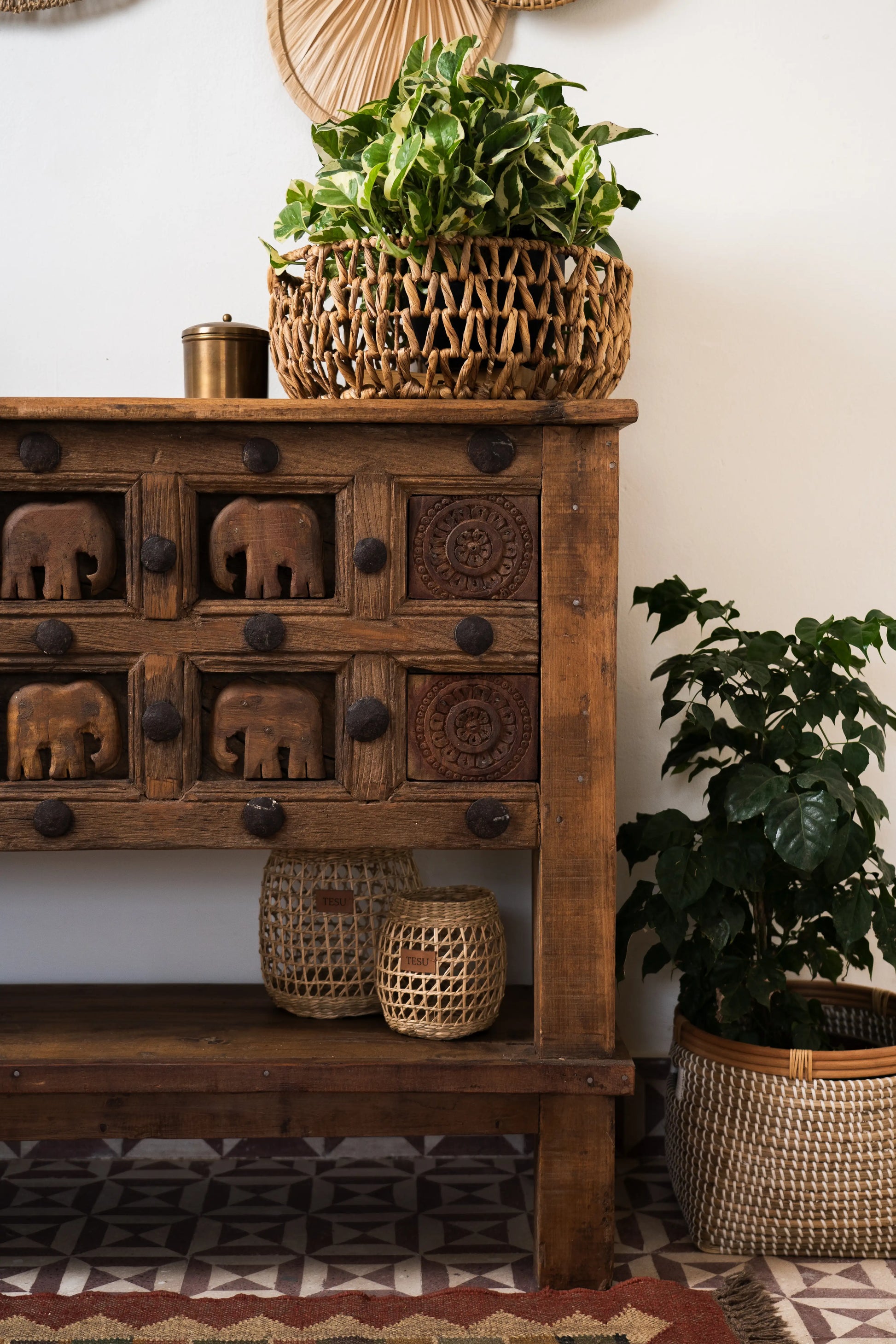 Heritage Elephant Carved Wooden Console Table TESU