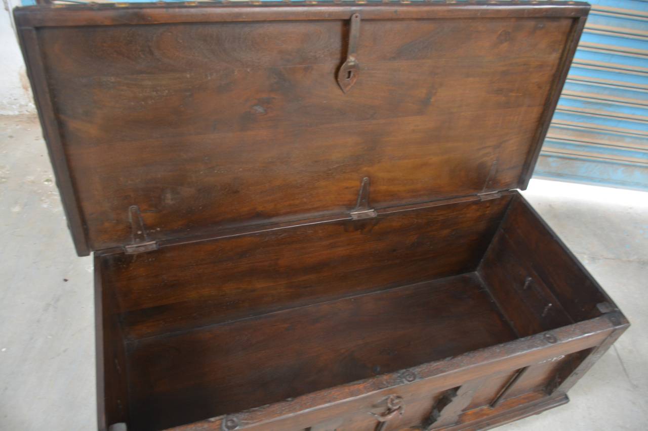  Perfect as a coffee table or statement piece, this chest blends utility and elegance, adding rustic warmth to any space. 