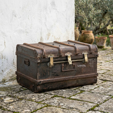 Iron box home decor refers to decorative items and furnishings made from iron or designed with an iron-like aesthetic to add an industrial, rustic, or vintage touch to a home. 