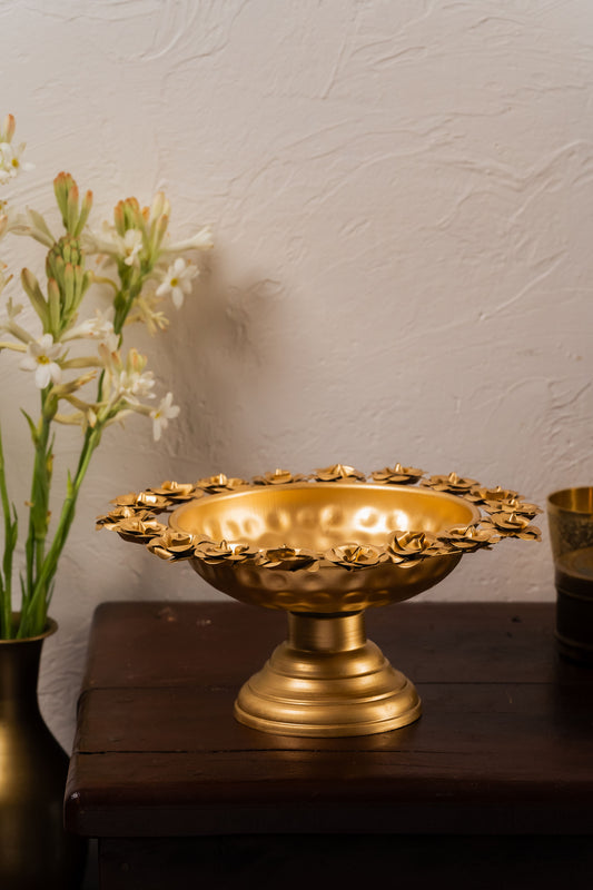 Brass Urli
Home décor
Intricately designed Urli
Rose flower decoration
Peaceful atmosphere
Floating flowers
Decorative centerpiece
Spiritual decor
Festive home accents
Timeless home accessories
Traditional charm
Elegant decor piece
Water-filled Urli
Candle display ideas
Inviting home atmosphere