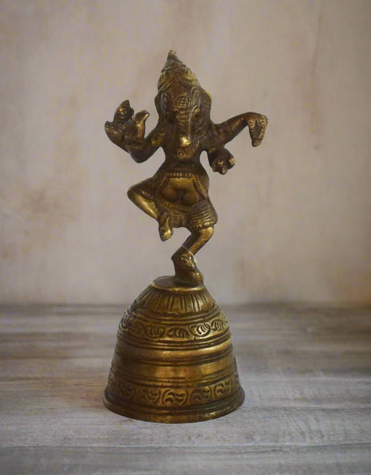 Bring home the divine energy of Nritya Ganapati, the Dancing Form of Lord Ganesha, crafted in pure brass. This intricately designed brass idol features Lord Ganesha in a joyful dance posture, symbolizing celebration, wisdom, and new beginnings.