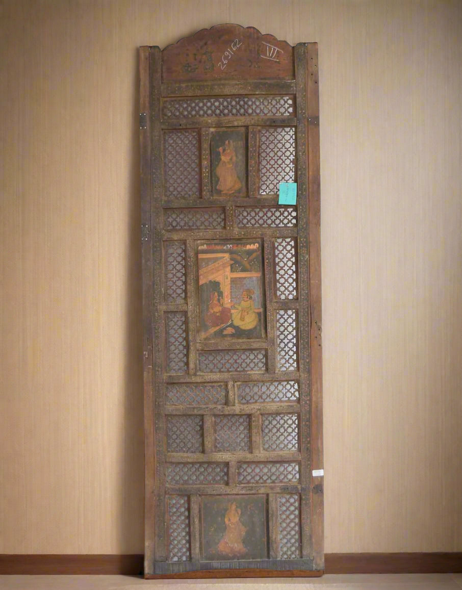 Inspired by the grand interiors of royal palaces, the Rang Mahal Panel (translated as “Palace of Colors”) brings a touch of regal splendor into your space. 