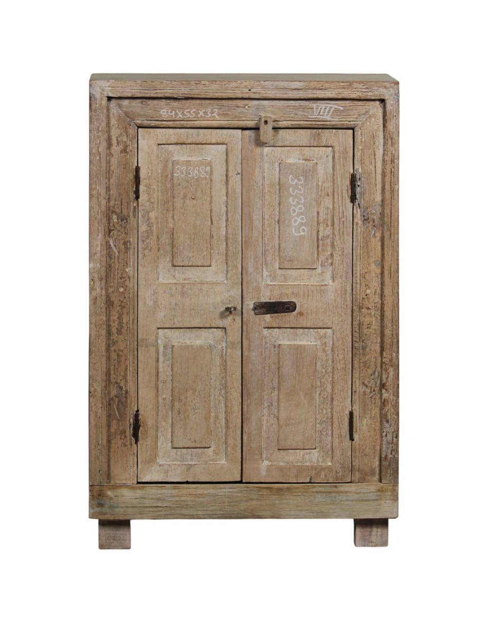 Its naturally weathered texture and sturdy build make it a perfect accent for living rooms, entryways, or bedrooms. 