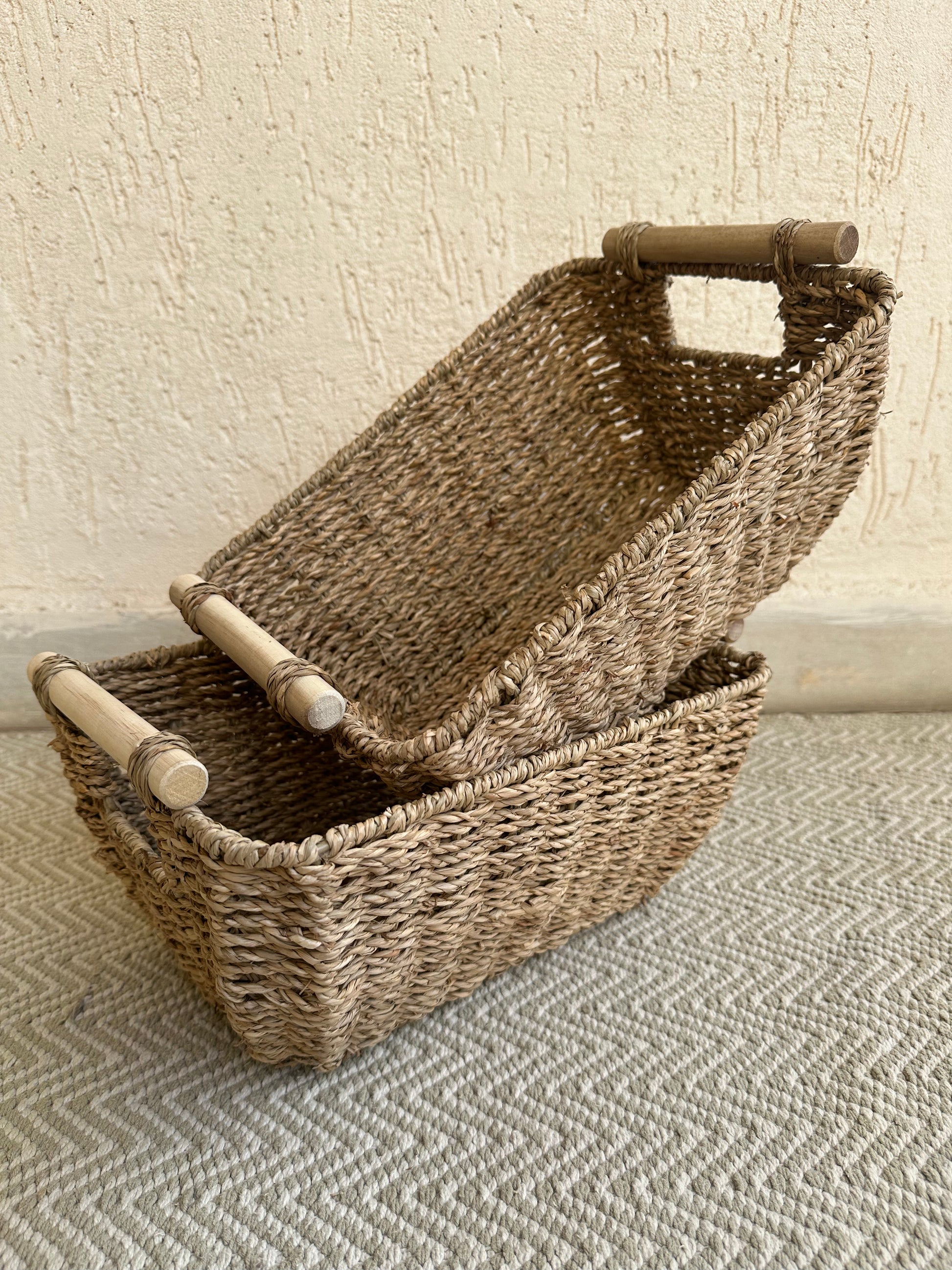 Seagrass Tray Basket with Wooden Handle - TESU