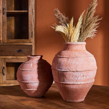 Bring home Terra Touch pots bring an organic, earthy aesthetic that’s hard to replicate with other materials. Their warm tones complement both modern and traditional spaces, making them versatile for any home or garden. 