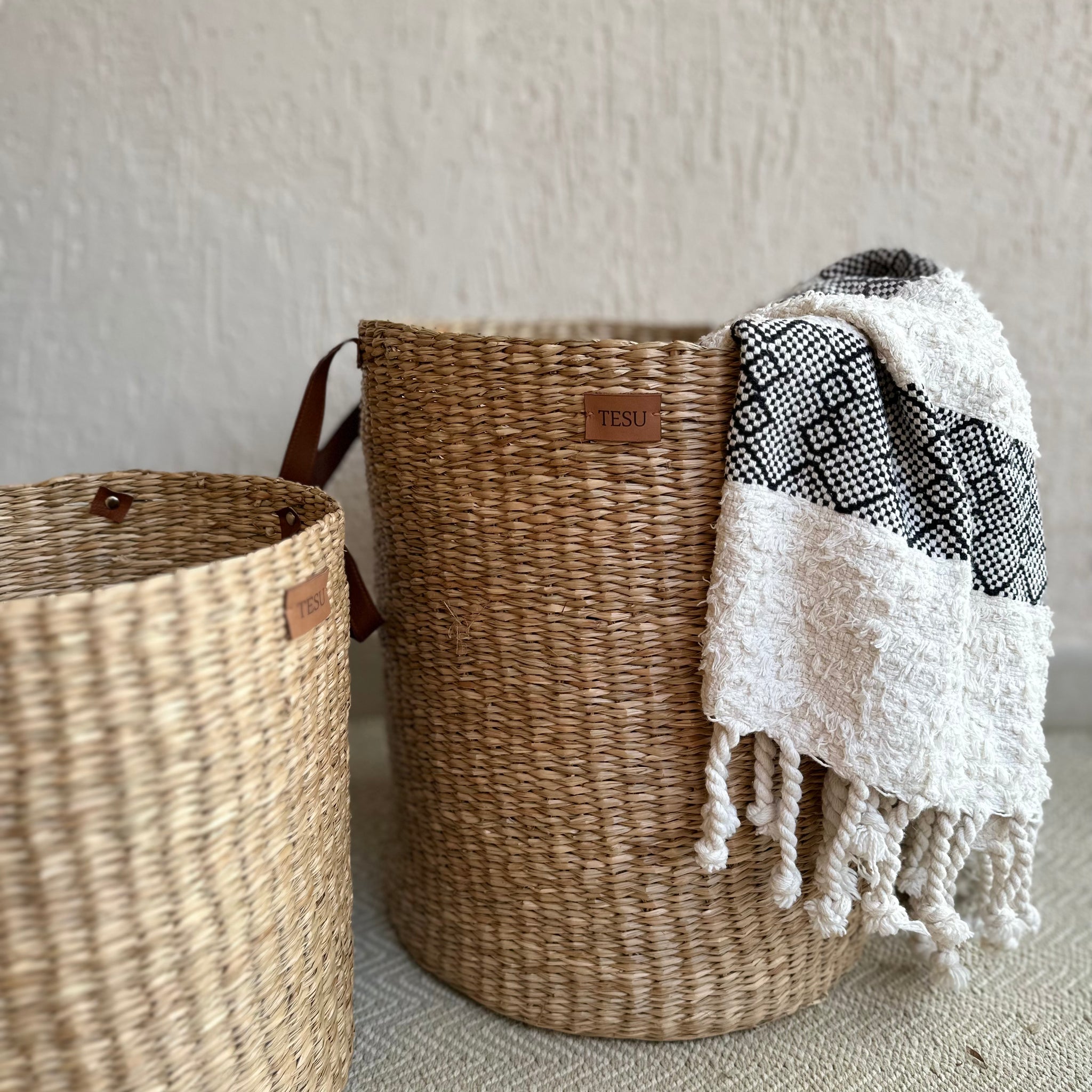 Seagrass Dense Storage Basket With Handle - TESU