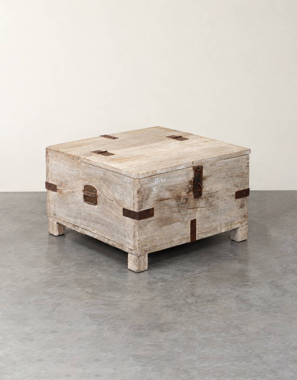 Rooted in timeless craftsmanship and vintage charm, The Timeless Teak Chest brings a sense of history and understated elegance to your interiors. 