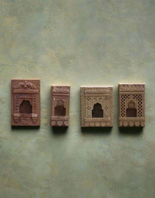 The Timeless Stone Antique Aala is a beautifully crafted vintage piece that reflects the elegance of traditional stone artistry. 